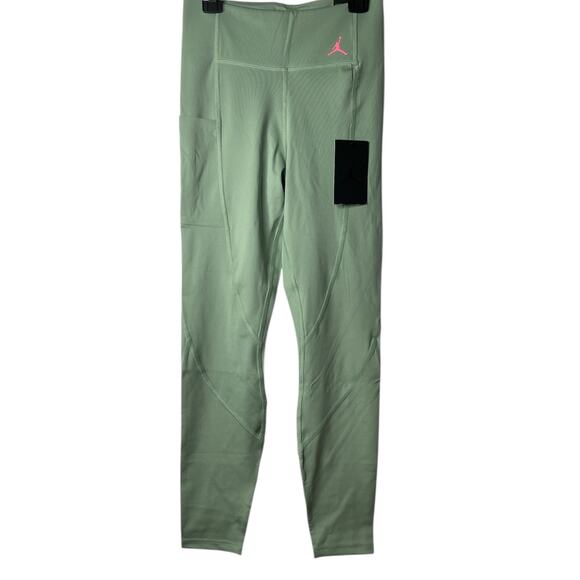 Jordan Women's Essential Tight Fit 7/8 Legging In Steam &  Sunset Pulse Small‎ - Picture 11 of 13